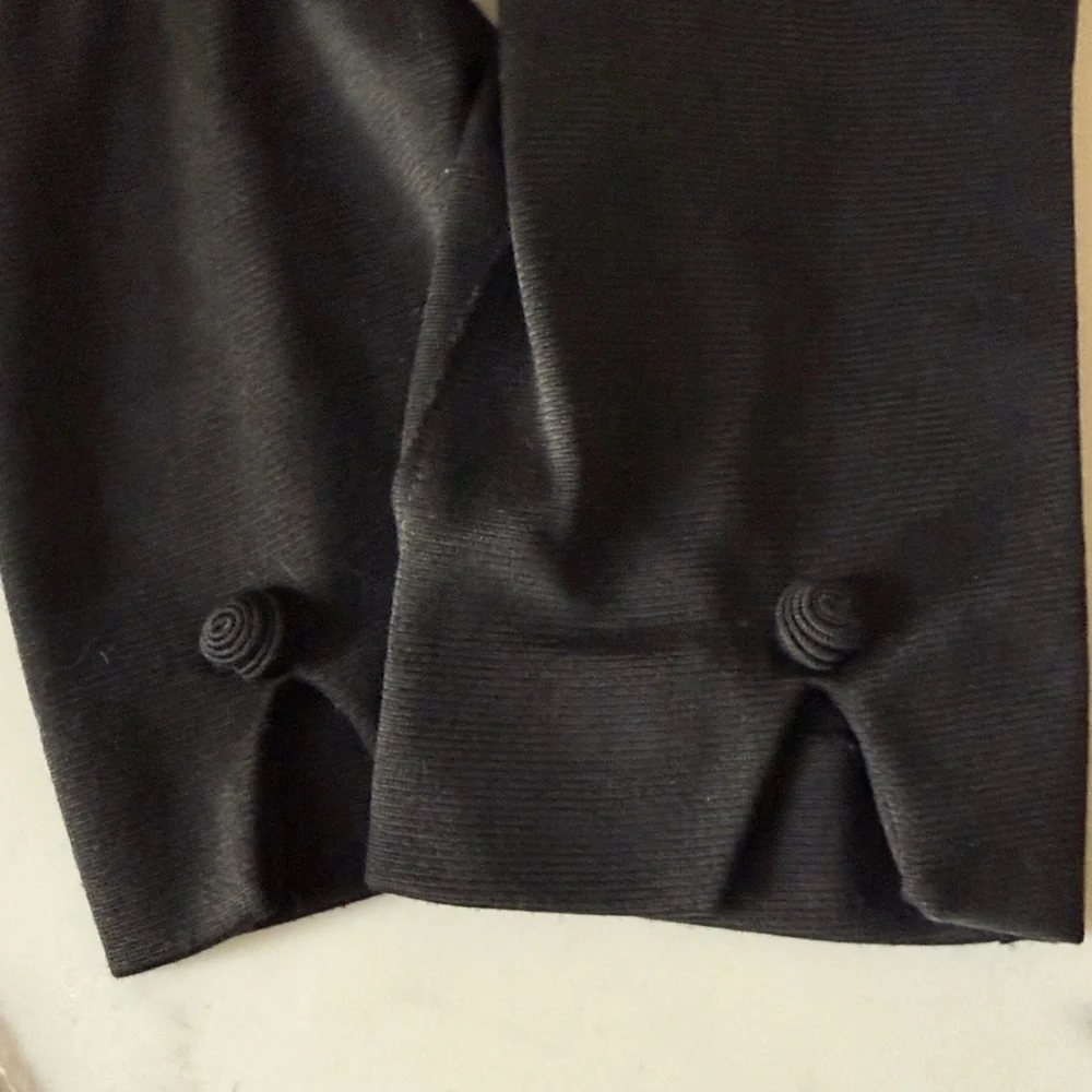 Vintage Van Raalte Black Nylon Gloves